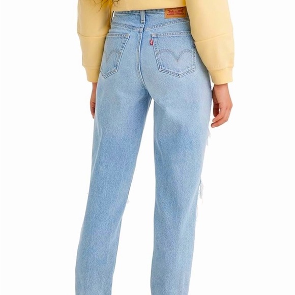 Levi’s High Waisted Mom Light Blue Denim Destruction 100% Cotton Size: 27 - Picture 3 of 10